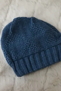 Women's cap Dagmara K332 dark denim
