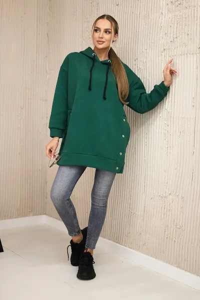 Insulated sweatshirt with dark green press studs