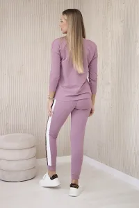 Set with a panther motif, dark pink
