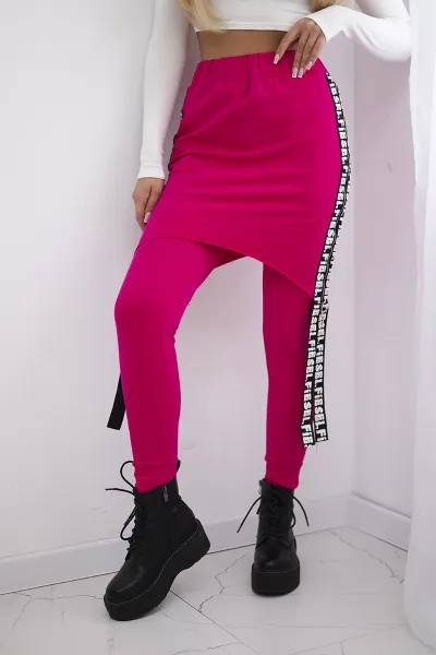 Pants/suit with fuchsia selfie lettering