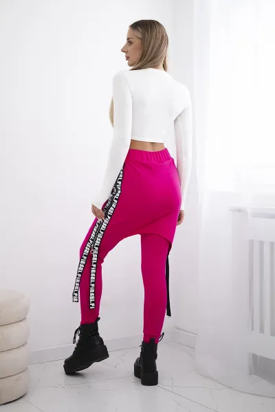 Pants/suit with fuchsia selfie lettering