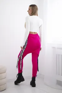 Pants/suit with fuchsia selfie lettering