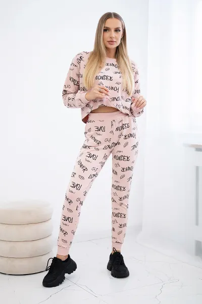 Set with dark powder pink inscriptions