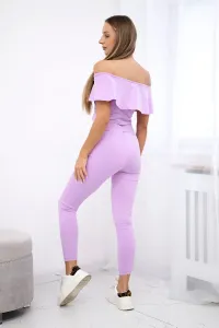 Set with a ruffle in purple color