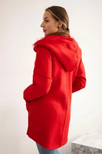 Insulated sweatshirt with a longer back and red pockets