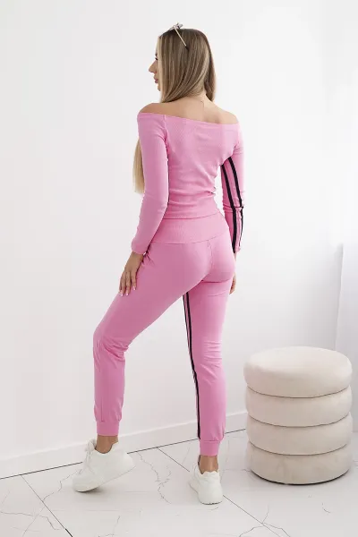 Set with double stripe light pink color