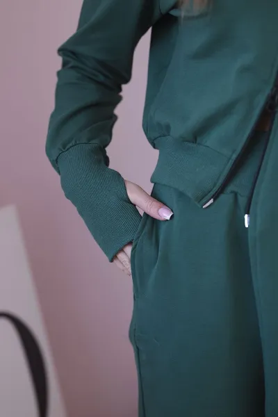 Set of sweatshirt with long side dark green