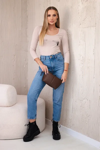Nude blouse with pistol print beige