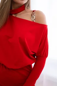 Dress with shoulder decoration red