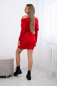 Dress with shoulder decoration red