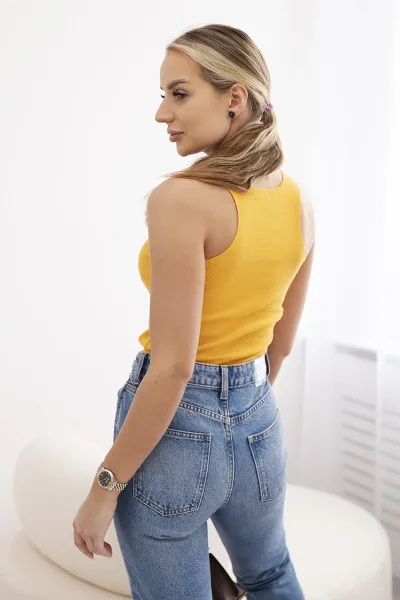 Striped blouse with a metal mustard plate