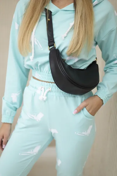 Set with printed mint pistols
