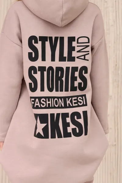 Reinforced sweatshirt with long back and hood beige