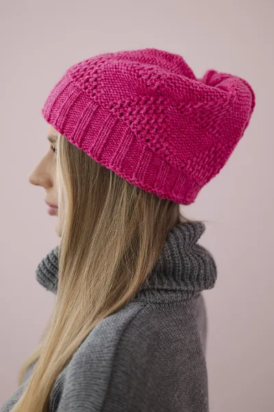 Women's cap Danuta K331 pink