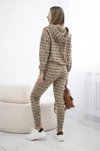 Set with a camel print