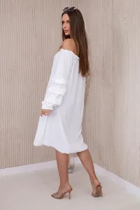 Spanish dress with decorative sleeves ecru