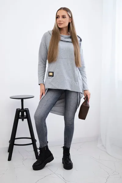 Sweatshirt with a long back and a hood in grey