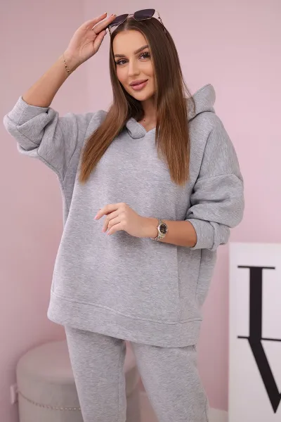 Insulated set with a sweatshirt in gray color