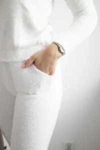 Two-piece ecred set of alpaca sweaters