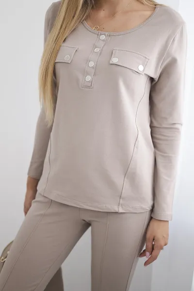 Set with press stud neckline dark beige