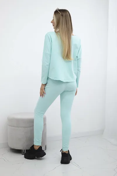 Set with an oversized blouse mint