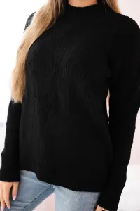 Pullover sweater with fashionable black weave