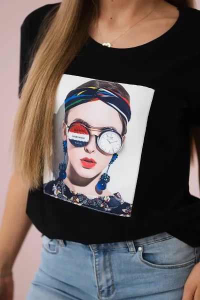 Women's graphic blouse black