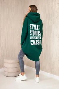 Padded sweatshirt with a long back and hood dark green