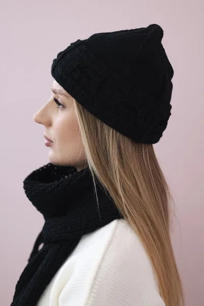 Women's set with scarf Julita K382 black