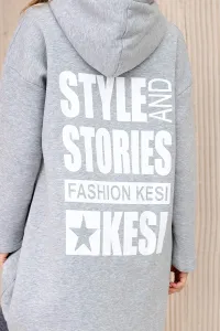 Padded sweatshirt with a long back and a grey hoodie