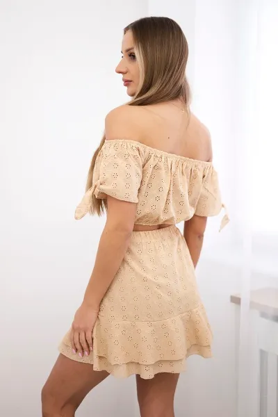 Beige embroidered set