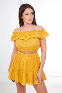 Embroidered mustard set without shoulders