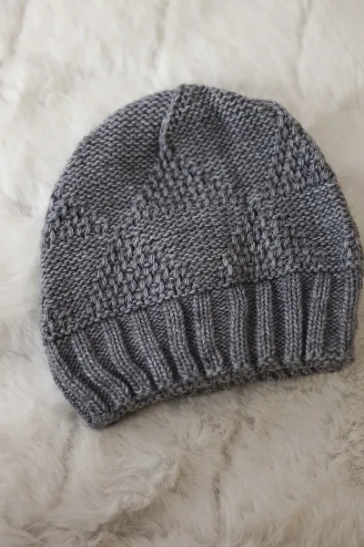 Women's cap Danuta K331 dark gray