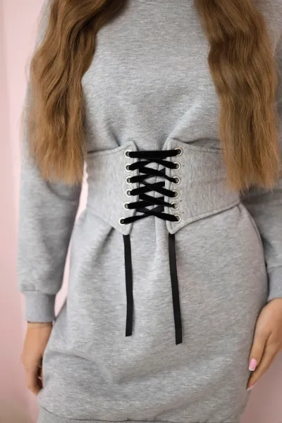 Insulated dress with a decorative belt in gray color