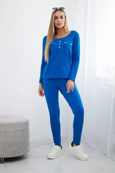 Set with press stud neckline in purple blue color