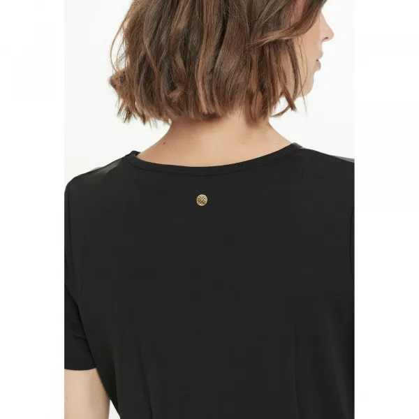 Women's sports top Athlecia Diamy