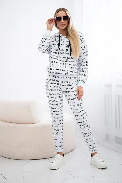 Set with white print