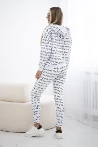Set with white print