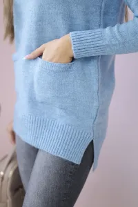 Sweater with stand-up collar blue