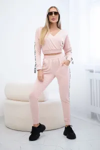 Set with decorative stripes in dark powder pink