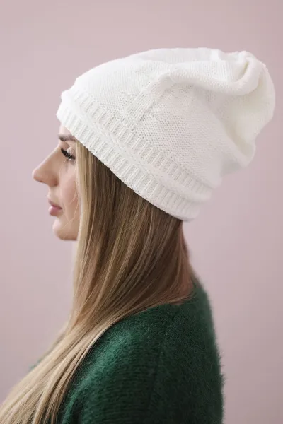 Women's cap Kaja K339 white