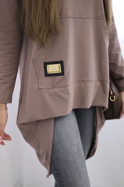 Sweatshirt with long back and mocha hood