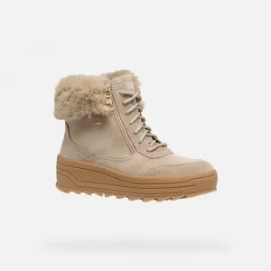 Beige women's ankle boots Geox Milleiny B Abx - Women's