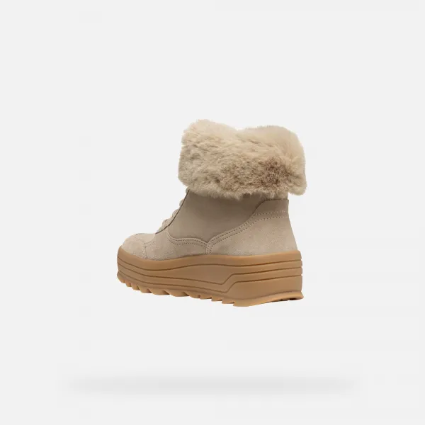 Beige women's ankle boots Geox Milleiny B Abx - Women's
