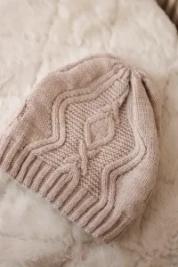 Kesi Čapica s fleece Sylwia K244 tmavo béžová
