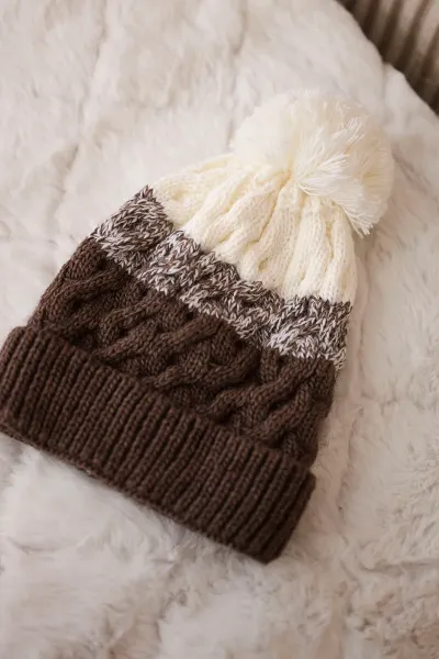 marka niezdefiniowana Čapica s fleece Ilona K218 cappuccino+ecru