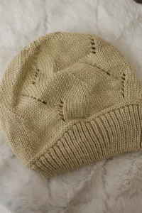 Kesi Dámska čiapka Ingrid K371 béžová