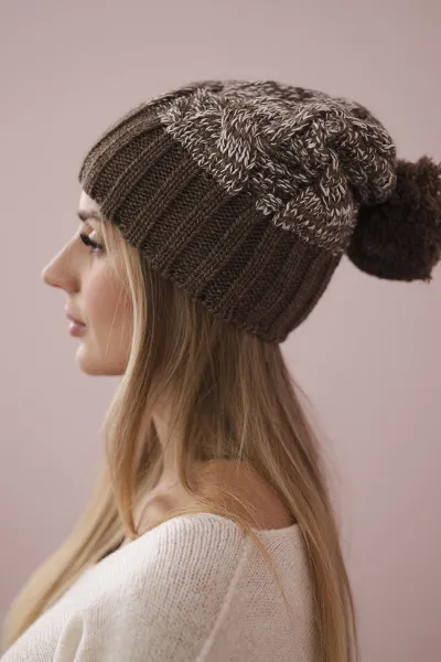 Kesi Čapica s fleece Paryż K213 hnedá + ecru