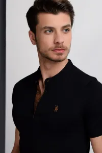 T8560 DEWBERRY T-SHIRT-BLACK