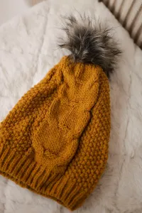 Kesi Čapica s fleece Sandra K210 horčica